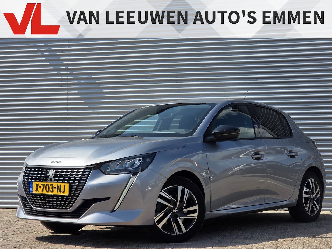 Peugeot 208 - 1.2 PureTech Active Pack | Nieuwe binnen | Climate control | Trekhaak | 25.000 km! - AutoWereld.nl