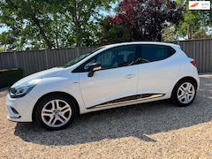 Renault Clio - 0.9 TCe Limited Airco & Navigatie & cruise controle & Stoelverwarming