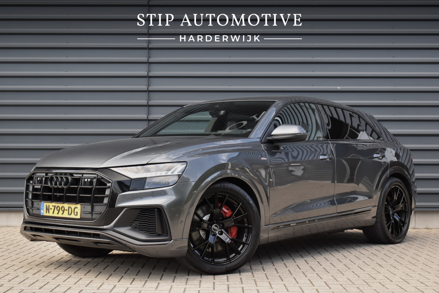 Audi Q8 - 55 TFSI e Quattro Pro Line S | ACC | RS-Seats | Head-Up | B&O | Softclose | 22'' Wielen | - AutoWereld.nl