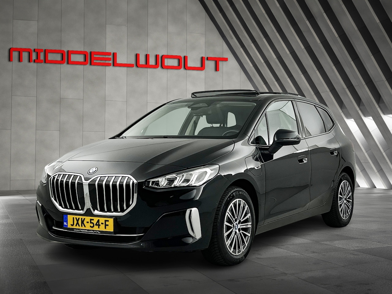 BMW 2-serie Active Tourer - 225e xDrive Luxury Shadow-Line Pano-dak/Camera - AutoWereld.nl