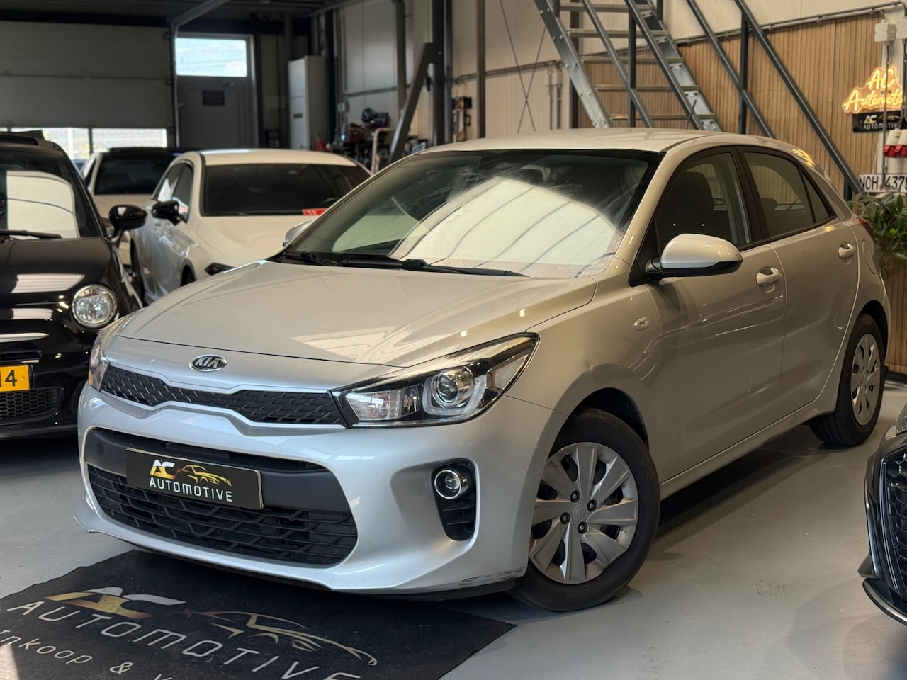 Kia Rio - 1.0 TGDI ComfortPlusLine Navigatie nieuw apk. - AutoWereld.nl