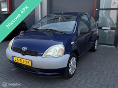 Toyota Yaris - 1.0-16V VVT-i Terra, Boekjes, NIEUWE APK