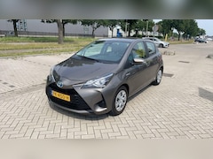 Toyota Yaris - 1.5 Hybrid Aspiration | Camera | Clima | Bluetooth