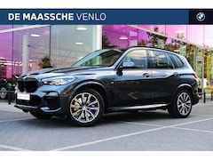 BMW X5 - xDrive45e M Sport High Executive Automaat / Trekhaak / Panoramadak / Comfortstoelen / Head