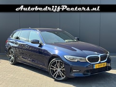 BMW 3-serie Touring - 330e Laserlicht Leder Sfeerlicht Camera e.Trekhaak NL-auto