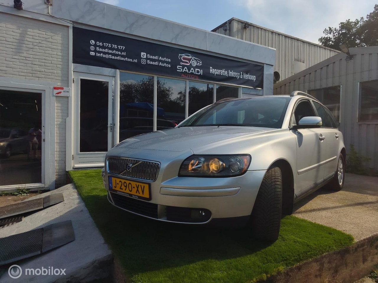 Volvo V50 - 2.4 2.4 - AutoWereld.nl