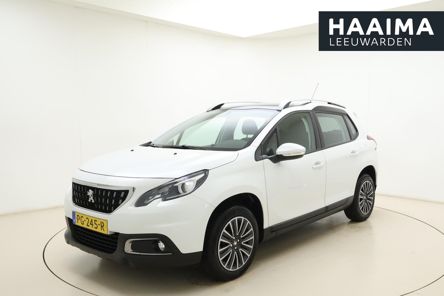 Peugeot 2008 - 1.2 PureTech Blue Lion | Trekhaak | Cruise control | Panoramadak |Navigatie | Airco | Park - AutoWereld.nl
