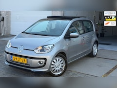 Volkswagen Up! - 1.0 high up BlueMotion/ 5drs/ nap/ 2e EIG/ dealeronderhouden/ 1jaar apk/ pano/ airco/ EL-r