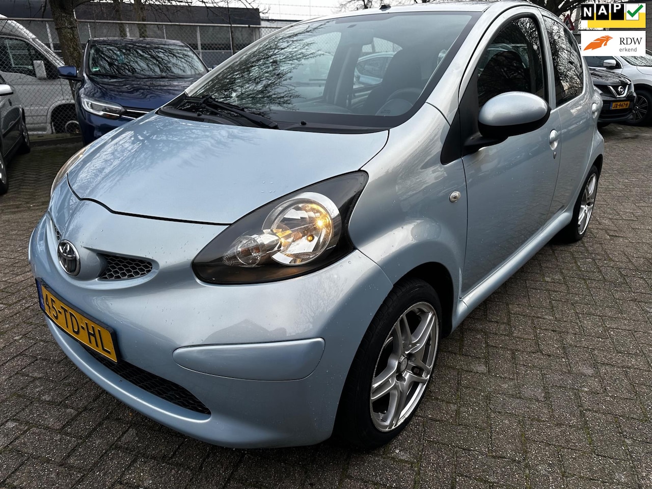 Toyota Aygo - 1.0-12V +,NW APK - AutoWereld.nl