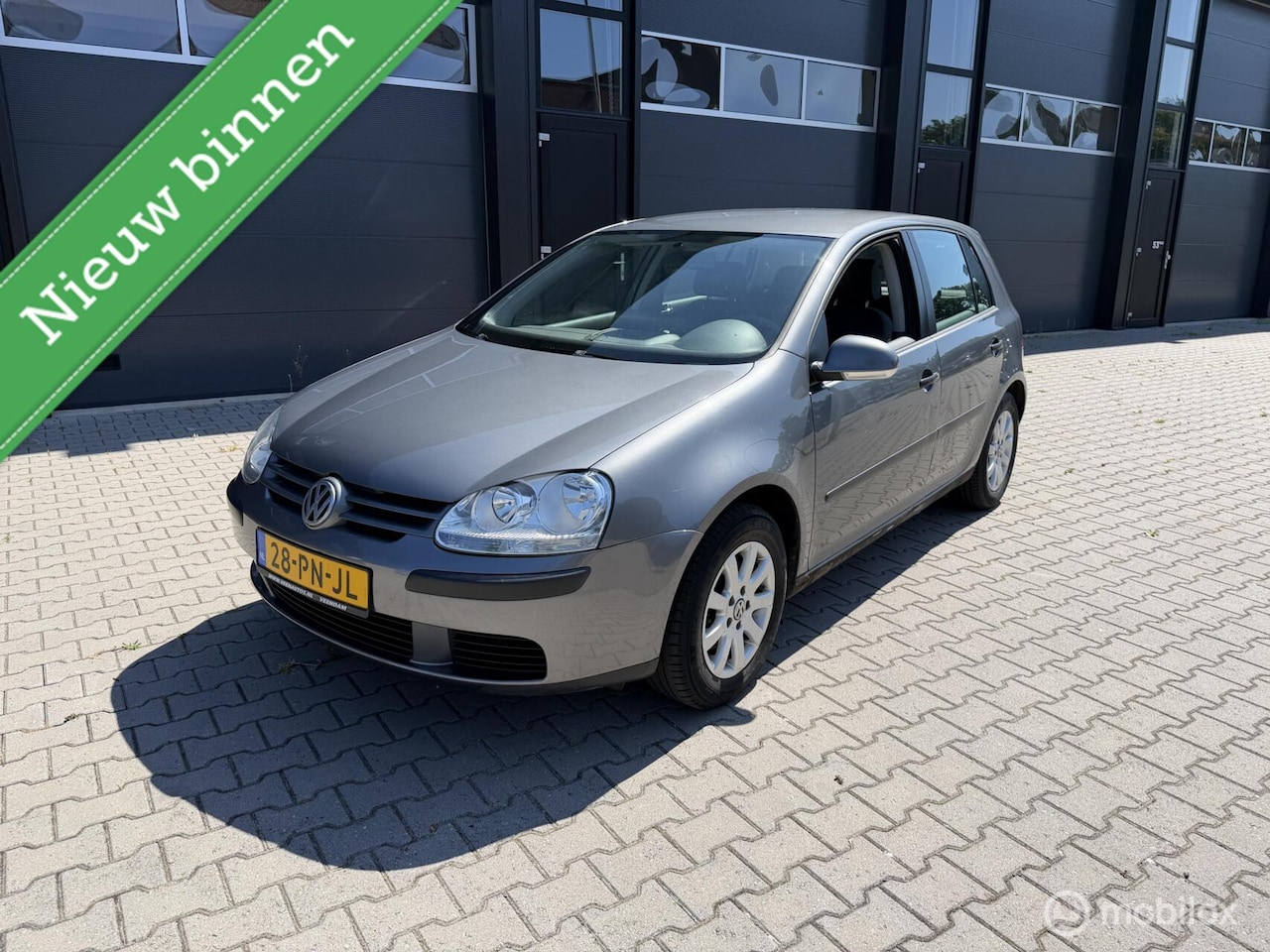 Volkswagen Golf - 1.6 FSI Comfortline 1.6 FSI Comfortline - AutoWereld.nl