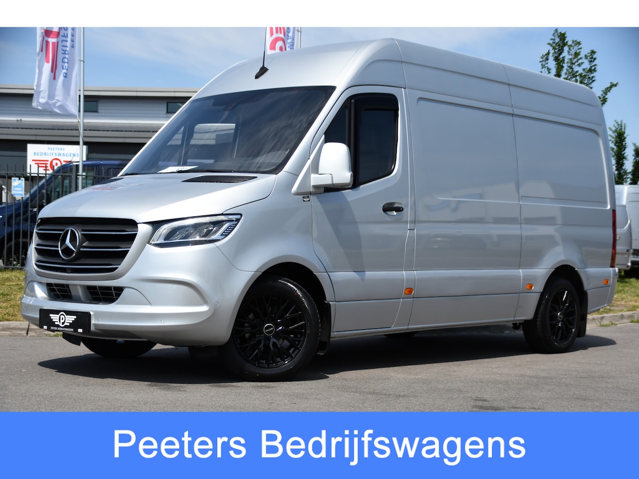 Mercedes-Benz Sprinter - 316 2.2 CDI L2H2 PB Edition Cruise, 360 Camera, Carplay, LED, 10,5'' Mbux, Automaat, 164pk - AutoWereld.nl