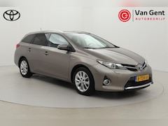 Toyota Auris Touring Sports - 1.8 Hybrid Lease Plus | Panoramadak | Navigatie | Stoelverwarming | Parkeersensoren voor/a