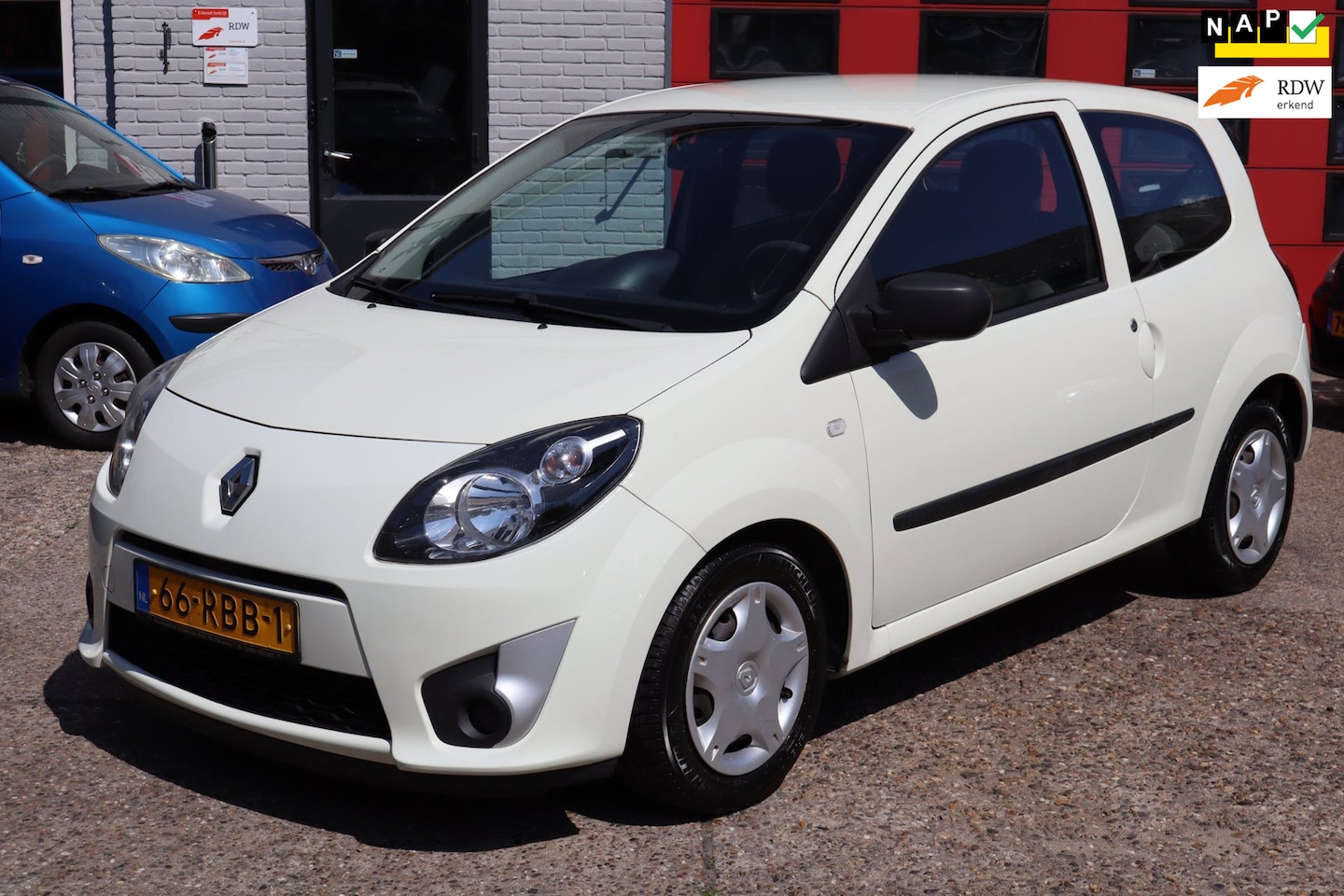 Renault Twingo - 1.2-16V Authentique 1.2-16V Authentique , AIRCO , ELEK PAKKET - AutoWereld.nl