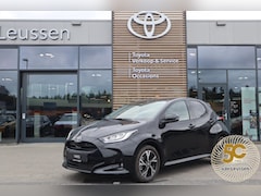 Toyota Yaris - HYBRID 115 DYNAMIC STOEL/STUURVERW BLIND-SPOT P-SENSOREN 16'' LM-VELGEN KEYLESS CAMERA APP