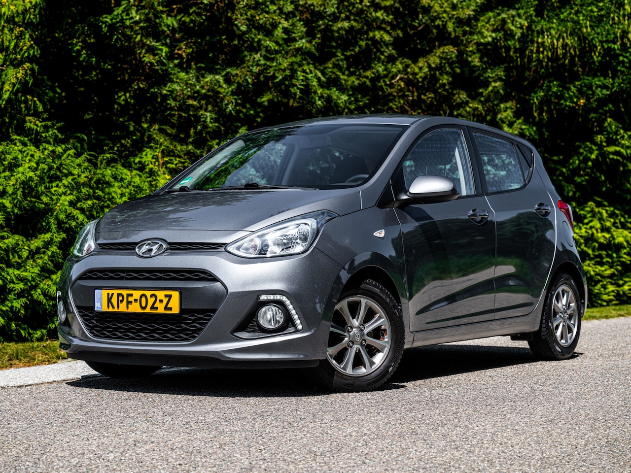 Hyundai i10 - 1.0i i-Motion World Cup Edition | Full Option - AutoWereld.nl