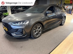 Ford Focus - 1.0 EcoBoost Hybrid ST Line / automaat / stuur en stoel verwarming / led