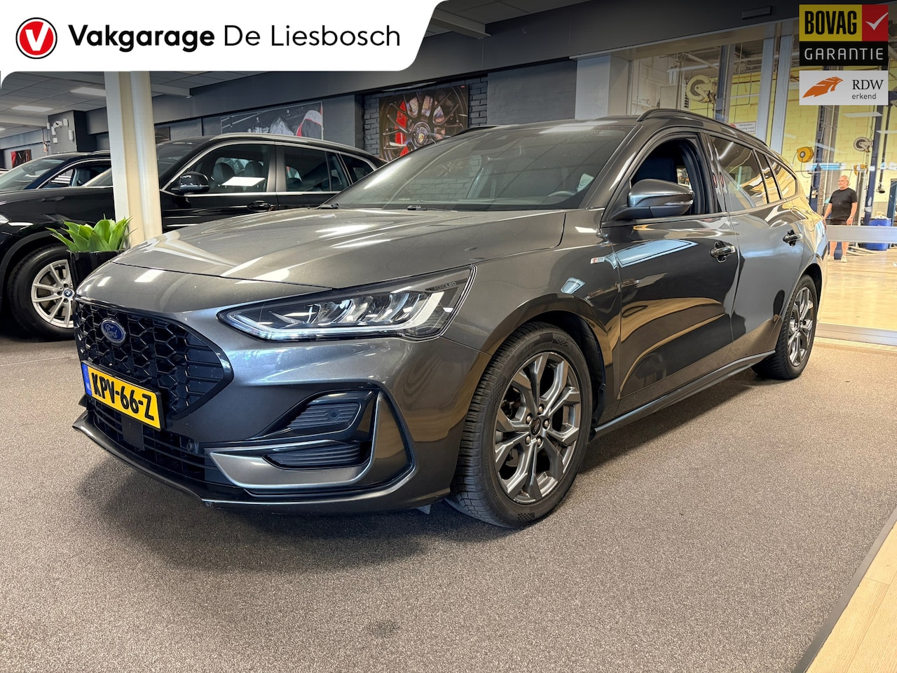 Ford Focus Wagon - 1.0 EcoBoost Hybrid ST Line / Automaat / stuur en stoel verwarming / led / pdc / - AutoWereld.nl
