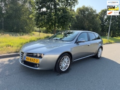 Alfa Romeo 159 Sportwagon - 1.7 T Progression prachtige auto