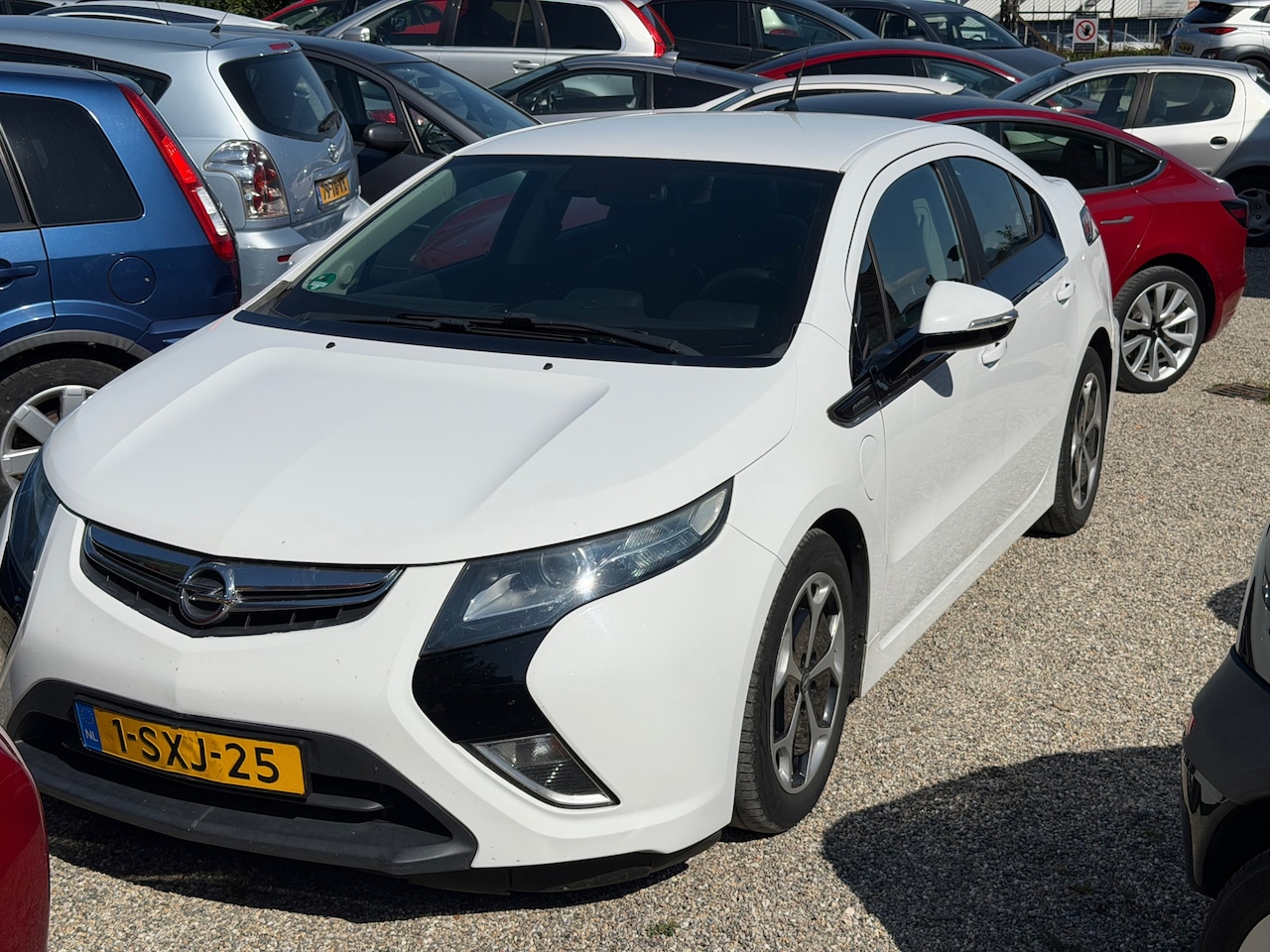 Opel Ampera - 1.4 50+km Elektrisch Zeer Zuinig Auto Leer StoelVerwarming Cruise Winterbanden - AutoWereld.nl