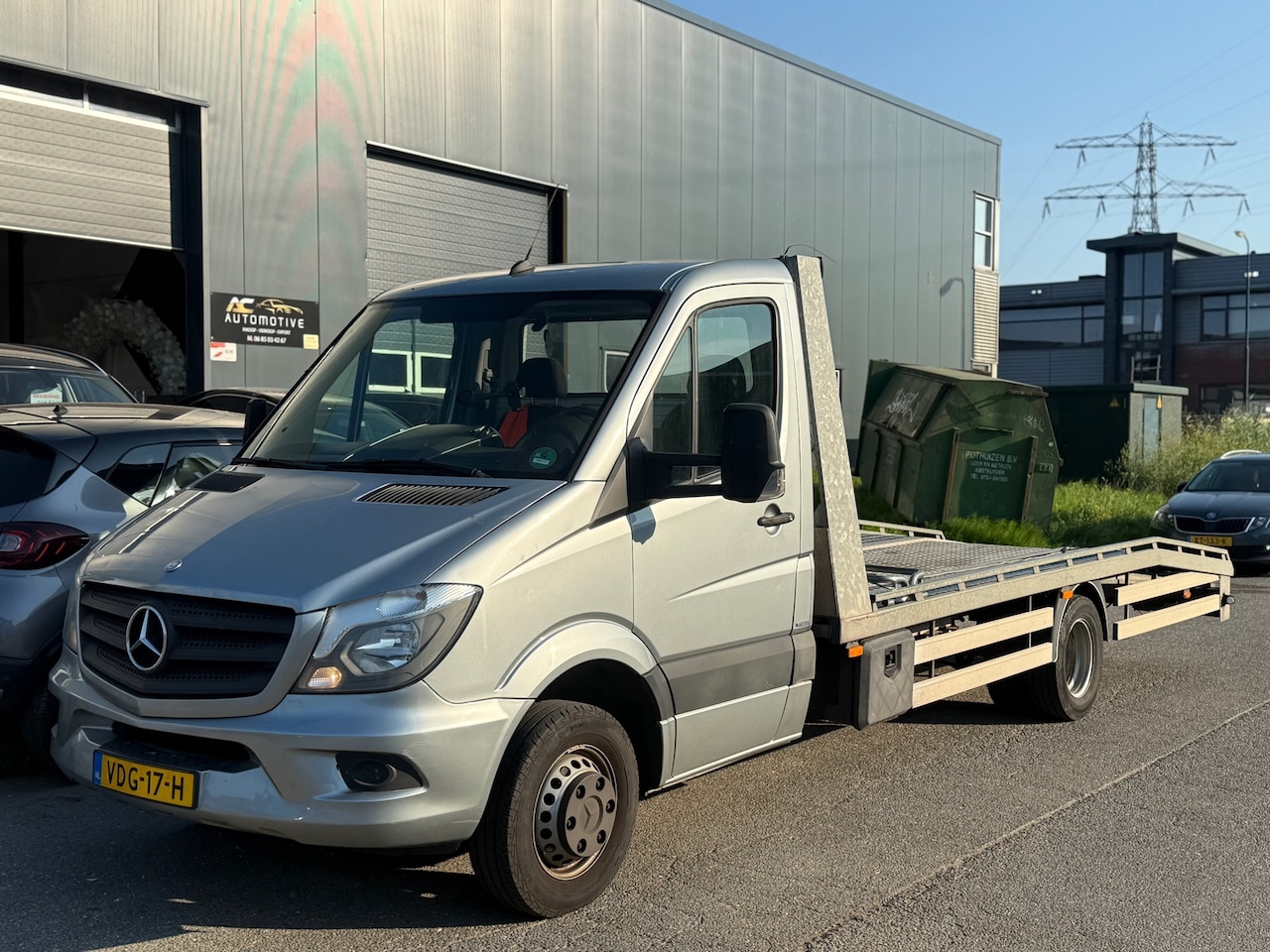 Mercedes-Benz Sprinter - 313 2.2 CDI 432 oprijwagen auto ambulance in goede staat. - AutoWereld.nl