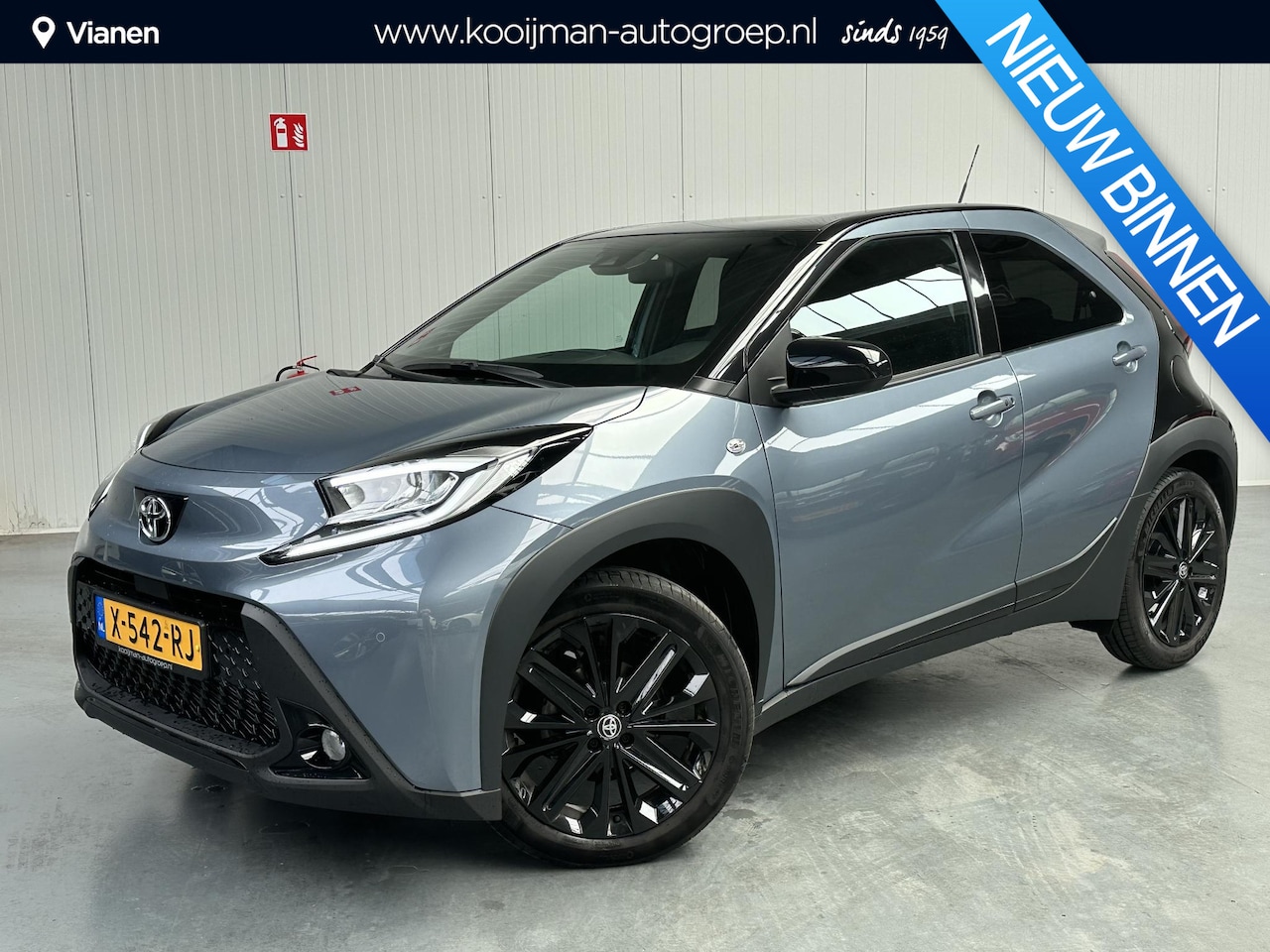 Toyota Aygo X - 1.0 VVT-i S-CVT Premium 1.0 VVT-i S-CVT Premium - AutoWereld.nl