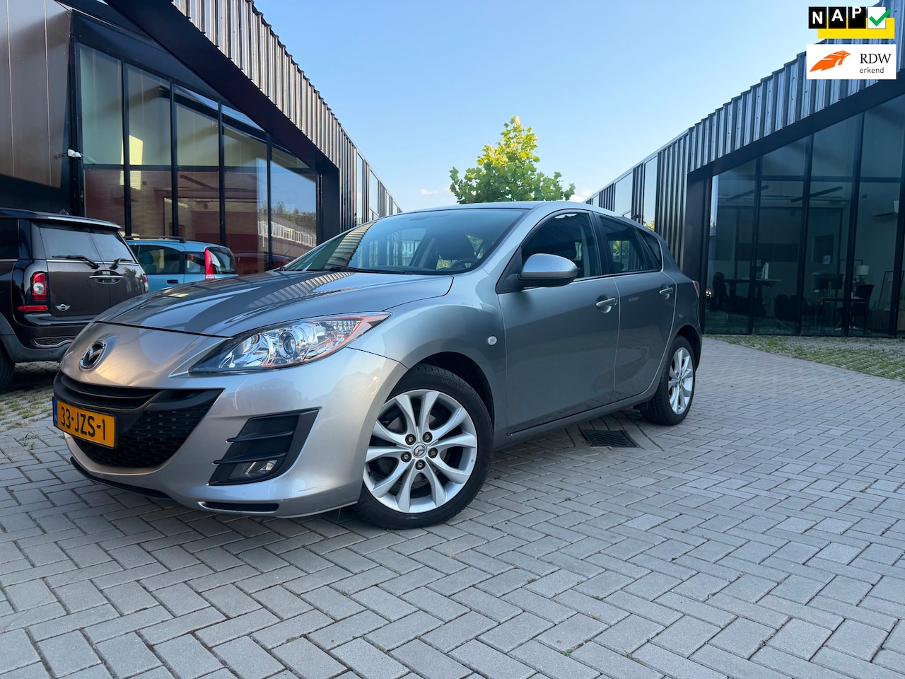 Mazda 3 - 1.6 TS Plus Clima Cruise Stoelvw NL Auto NAP Nwe APK - AutoWereld.nl