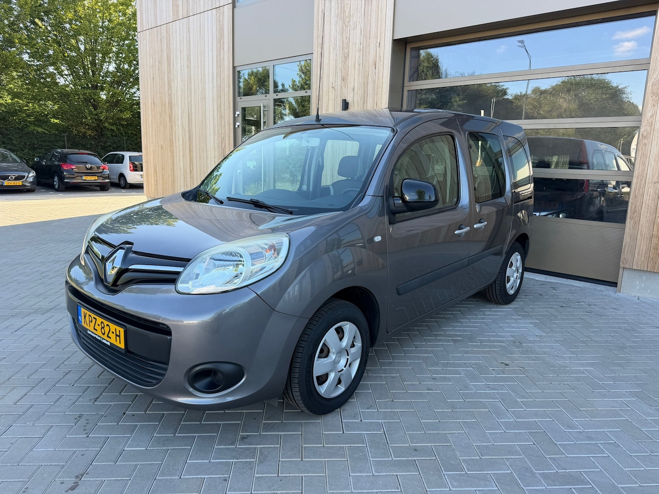 Renault Kangoo Family - 1.2 TCe Expression Start&Stop 5drs|Airco|Nieuwe APK - AutoWereld.nl