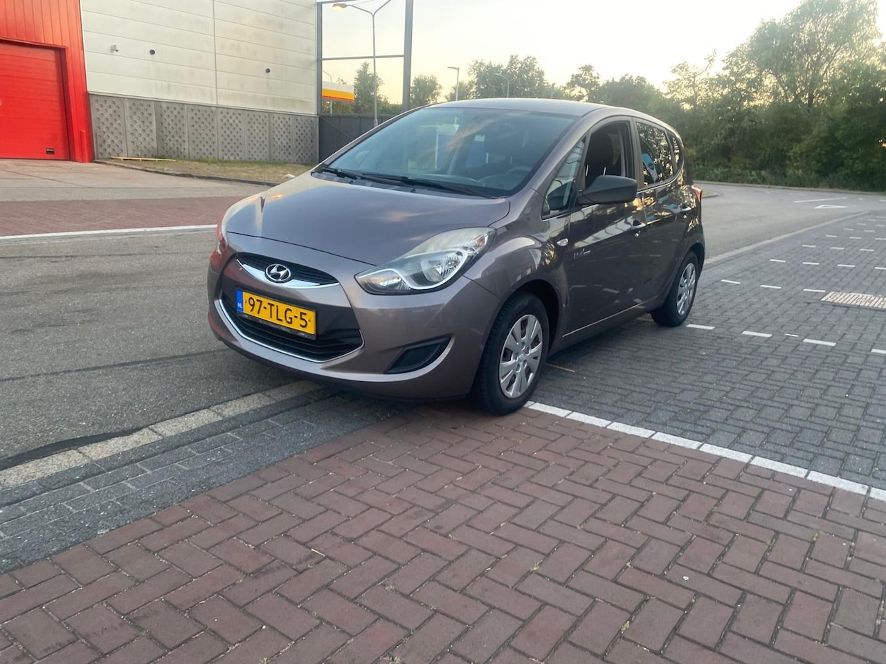 Hyundai ix20 - 1.4i i-Drive / APK / NAP - AutoWereld.nl