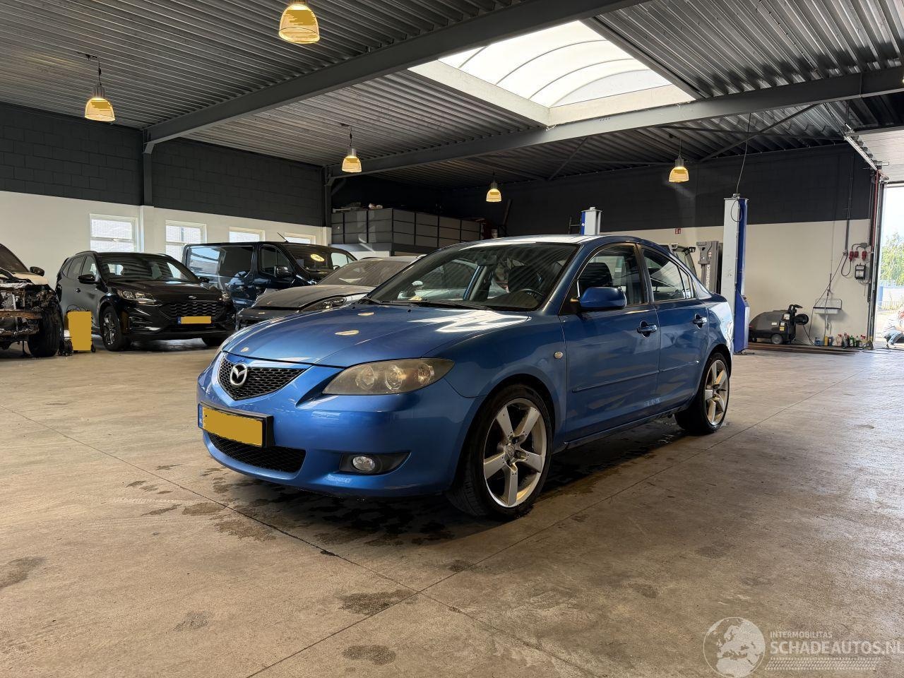 Mazda 3 Sport - 3 1.6 Touring Sportline