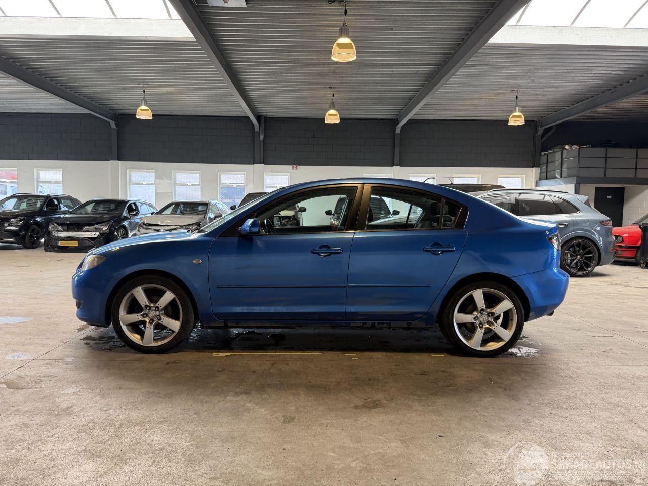 Mazda 3 Sport - 3 1.6 Touring Sportline