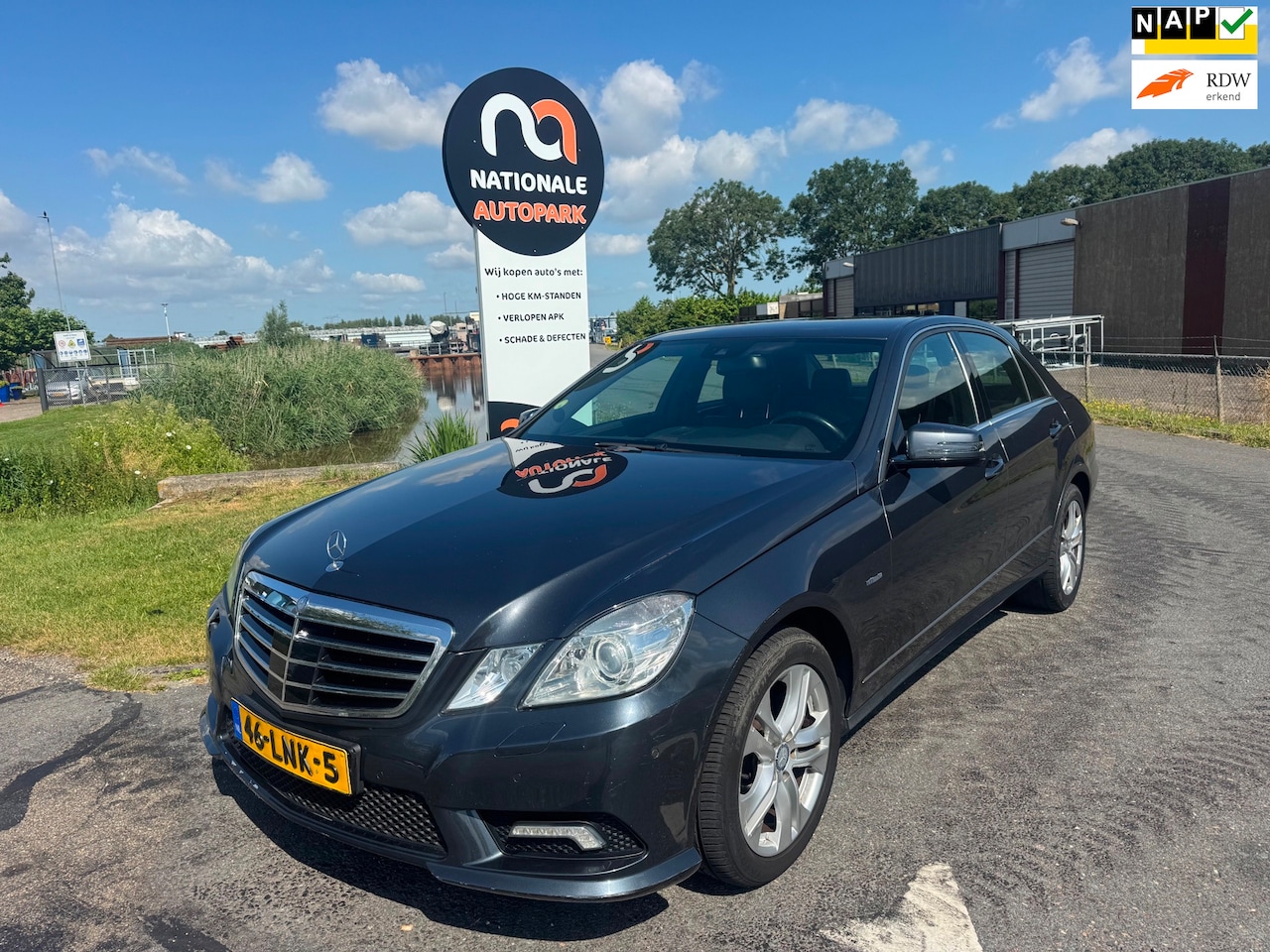 Mercedes-Benz E-klasse - 2010 * 220 CDI Avantgarde * SEDAN * AUTOMAAT * EURO 5 * APK - AutoWereld.nl