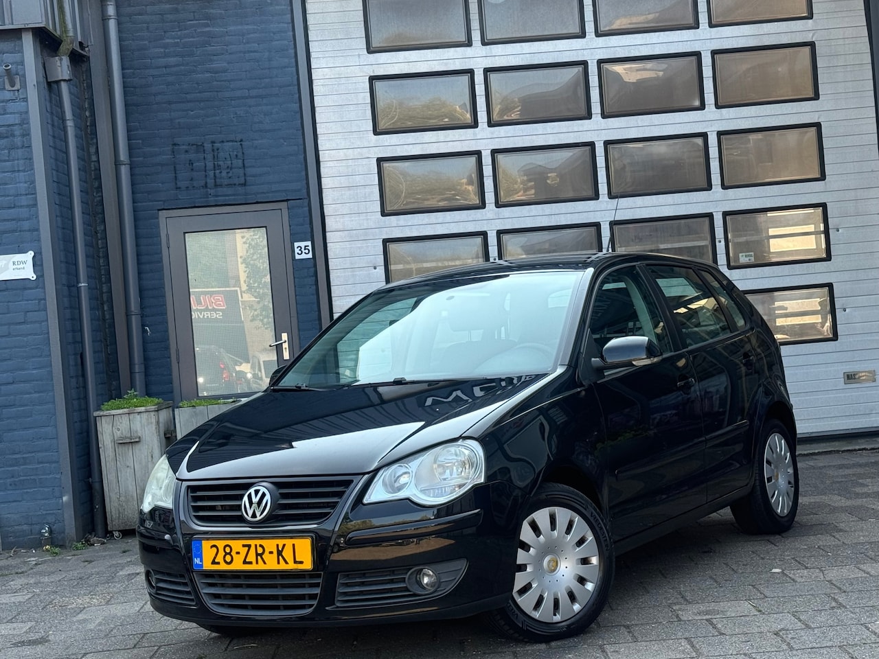 Volkswagen Polo - 1.4-16V Comfortline | Clima | Cruise | 5-DRS | N.A.P - AutoWereld.nl