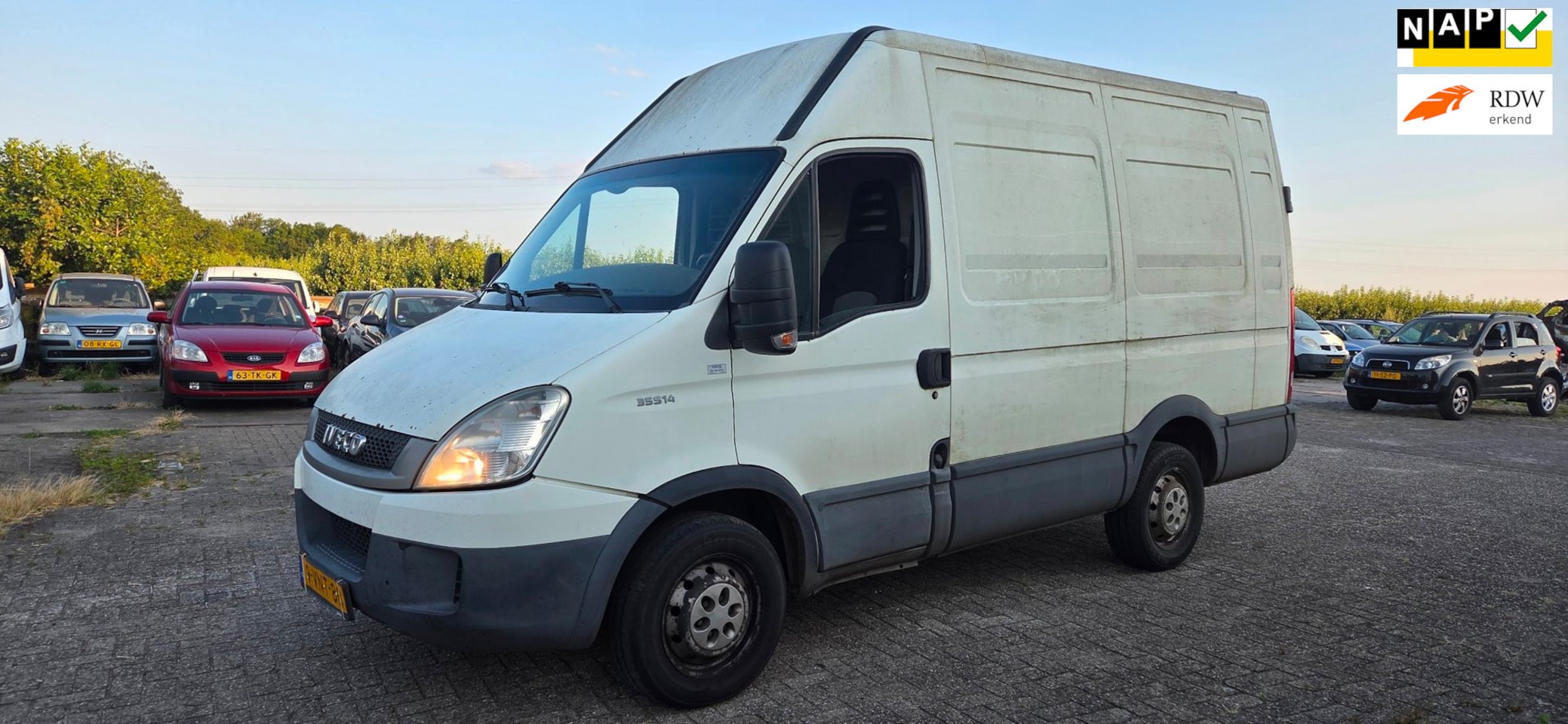 Iveco Daily - 35S14V 300 H2 L Airco EURO5 - AutoWereld.nl