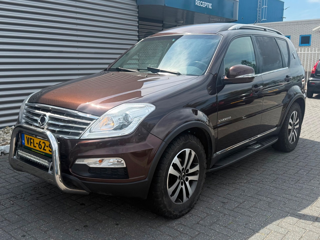SsangYong Rexton - RX 200 e-XDI Quartz RX 200 e-XDI Quartz - AutoWereld.nl