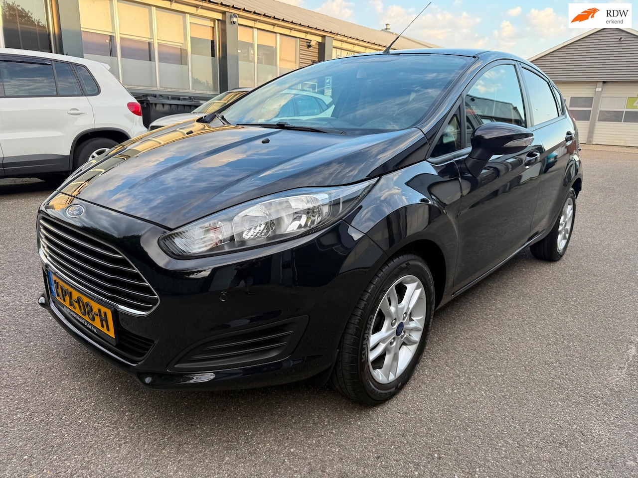 Ford Fiesta - 1.25 Titanium 2013 5DR Cruise/Climate/Elekramen/Stoelverw/ - AutoWereld.nl