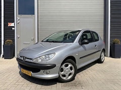 Peugeot 206 - 1.4 XS/Inruilkoopje/APK tot december 2026/Beginnersauto/