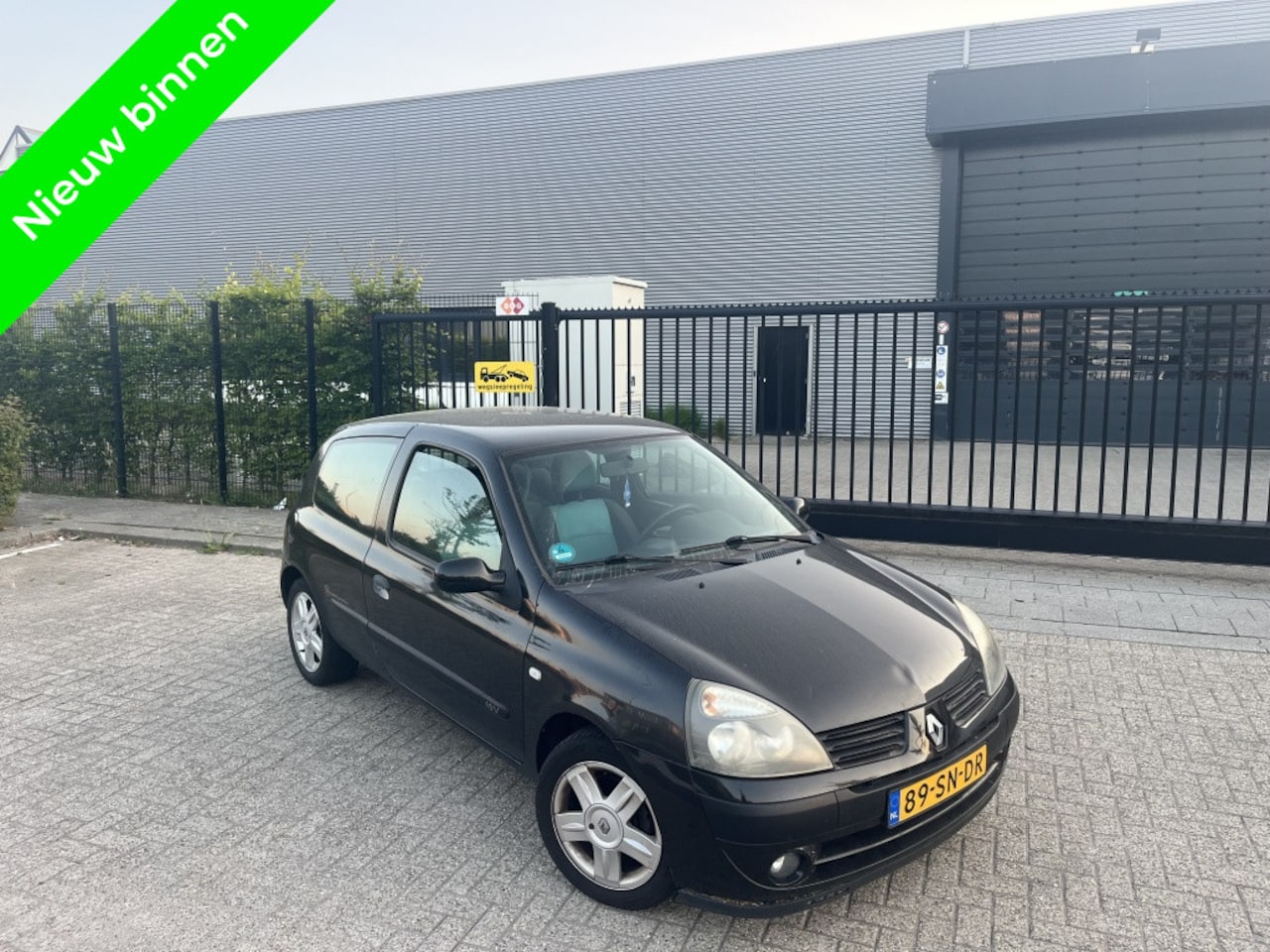 Renault Clio - 1.2-16V Community Airco ❄️Lage kilometer - AutoWereld.nl