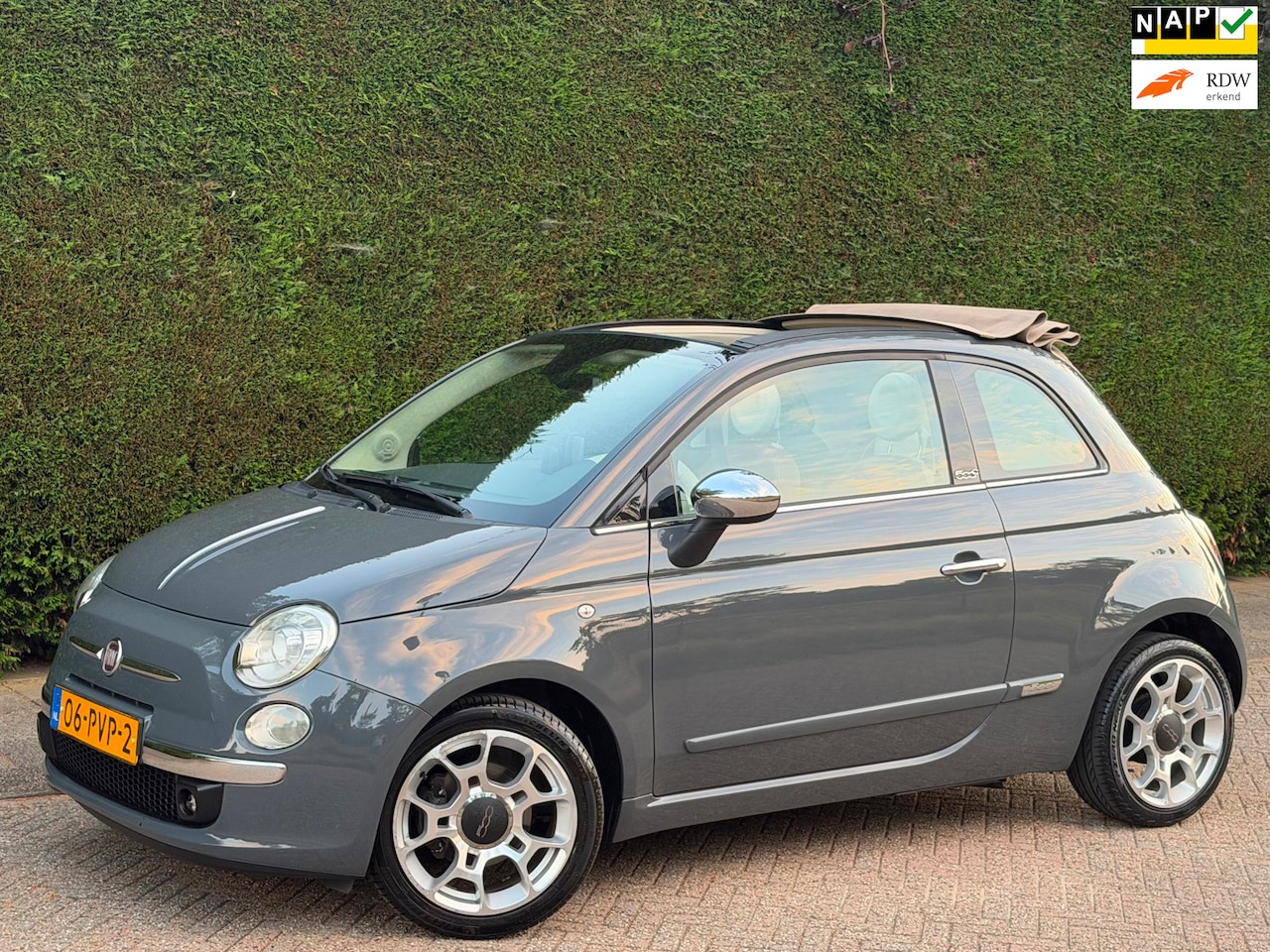 Fiat 500 C - 0.9 TwinAir AUTOMAAT/1e EIGENAAR/LEER/XENON/PDC!! - AutoWereld.nl