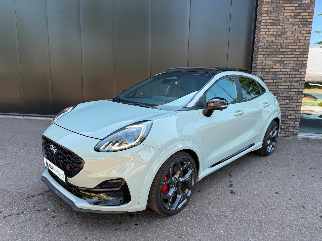 Ford Puma - 1.0 160pk AUT. Hybrid ST-X Navi, Panoramadak, Trekhaak, Winter BOMVOL!! - AutoWereld.nl