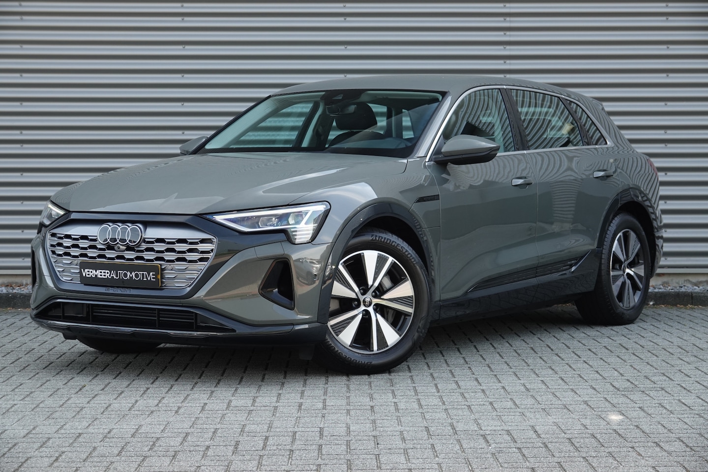 Audi Q8 e-tron - 50 quattro Edition 95 kWh | Trekhaak | Luchtvering | Carplay | SOH 90,61% | - AutoWereld.nl