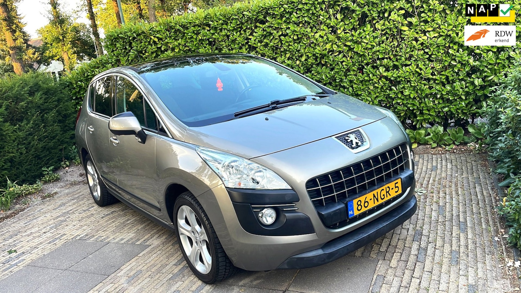 Peugeot 3008 - 1.6 VTi ST 2010-Panorama-Navi-Clima-Cruise-APK - AutoWereld.nl