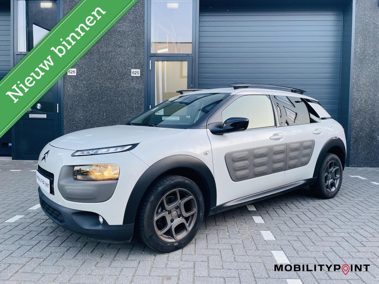 Citroën C4 Cactus - 1.2 PureTech Shine | Navi|Pano|Camera|1e Eigenaar - AutoWereld.nl