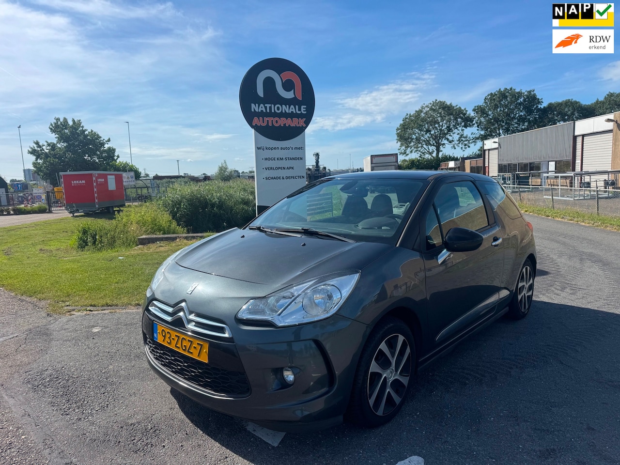 Citroën DS3 - |2012 | 1.4 e-HDi Chic | Automaat | NAVI GPS * CLIMA - AutoWereld.nl