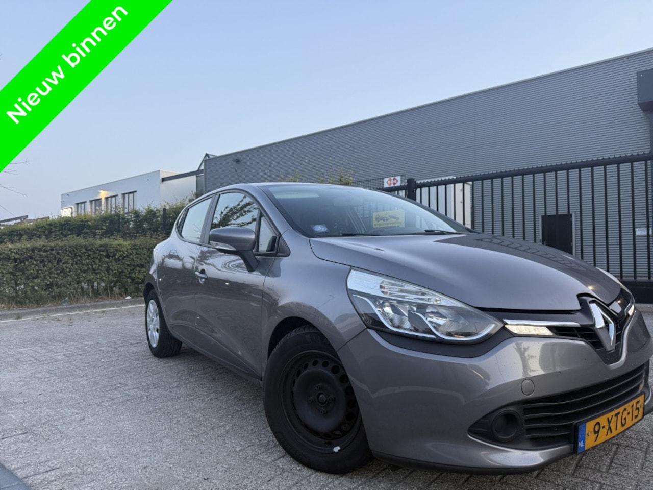 Renault Clio - 0.9 TCe Expression 0.9 TCe Expression - AutoWereld.nl