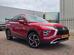 Mitsubishi Eclipse Cross - 2.4 PHEV Instyle Navi/HUD/Keyless