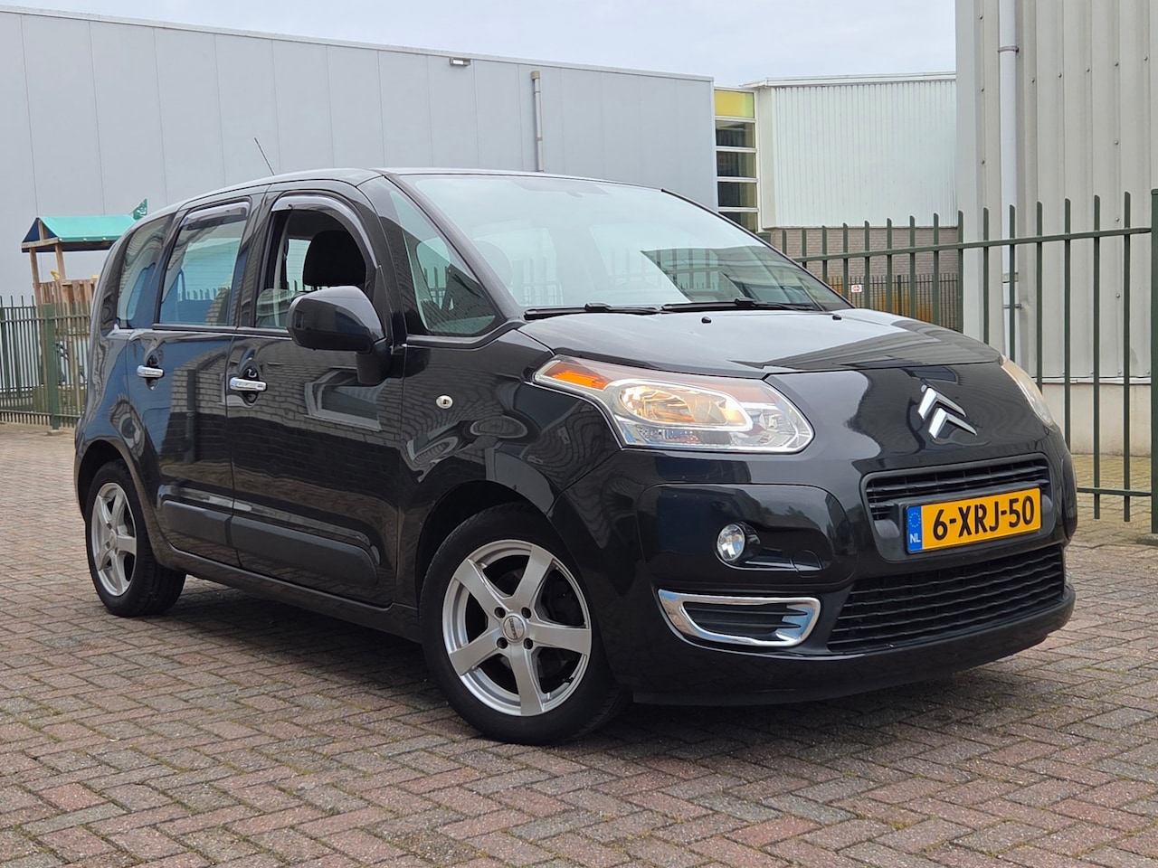 Citroën C3 Picasso - 1.6 VTi Airco-Cruise-Sportvelgen - AutoWereld.nl