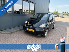 Toyota Aygo - 1.0 VVT-i Now 5-drs. AIRCO