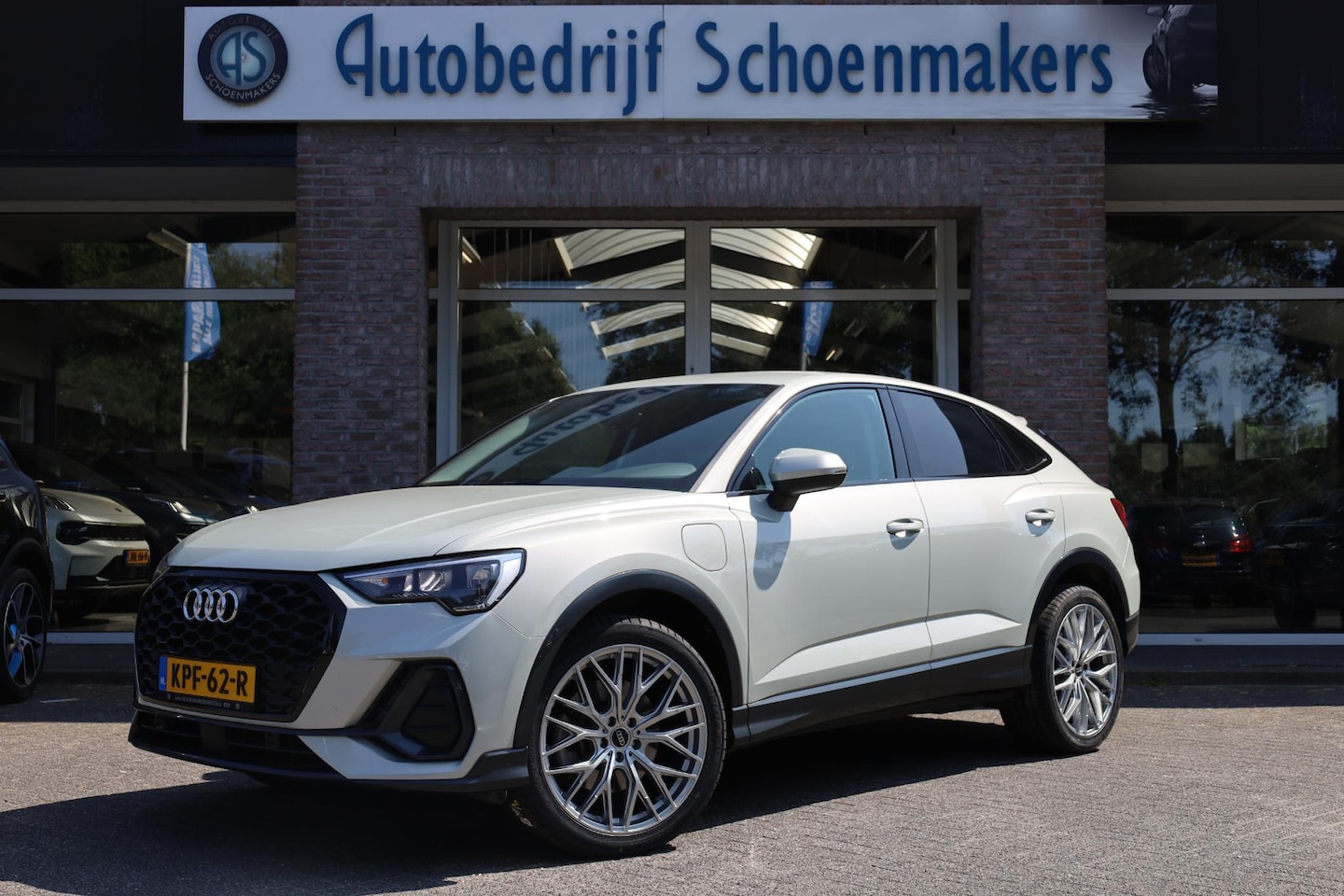 Audi Q3 Sportback - 45 TFSI e S Edition PHEV LEER CARPLAY COCKPIT-NAVI DAB STOELVERW. ELEK-ACHTERKLEP 20''LMV - AutoWereld.nl