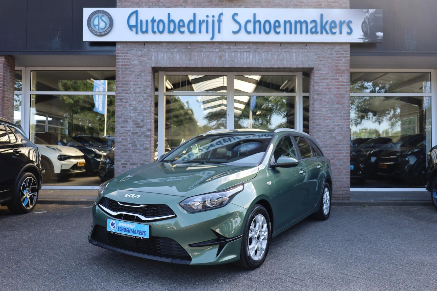 Kia Cee'd Sportswagon - Ceed 1.5 T-GDi DynamicLine AUTOMAAT! TREKHAAK-AFN STUUR+STOELVERWARMING DEALER-ONDERHOUDEN - AutoWereld.nl