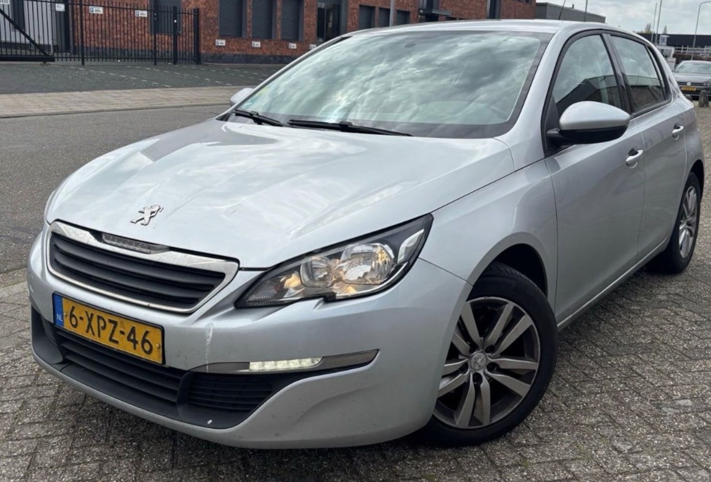 Peugeot 308 - 1.6 BlueHDi Blue Lease 1.6 BlueHDi Blue Lease - AutoWereld.nl
